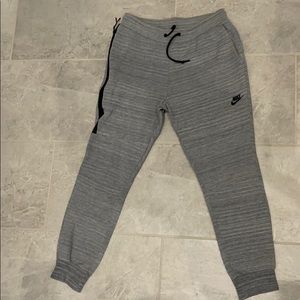 NIKE tech pant